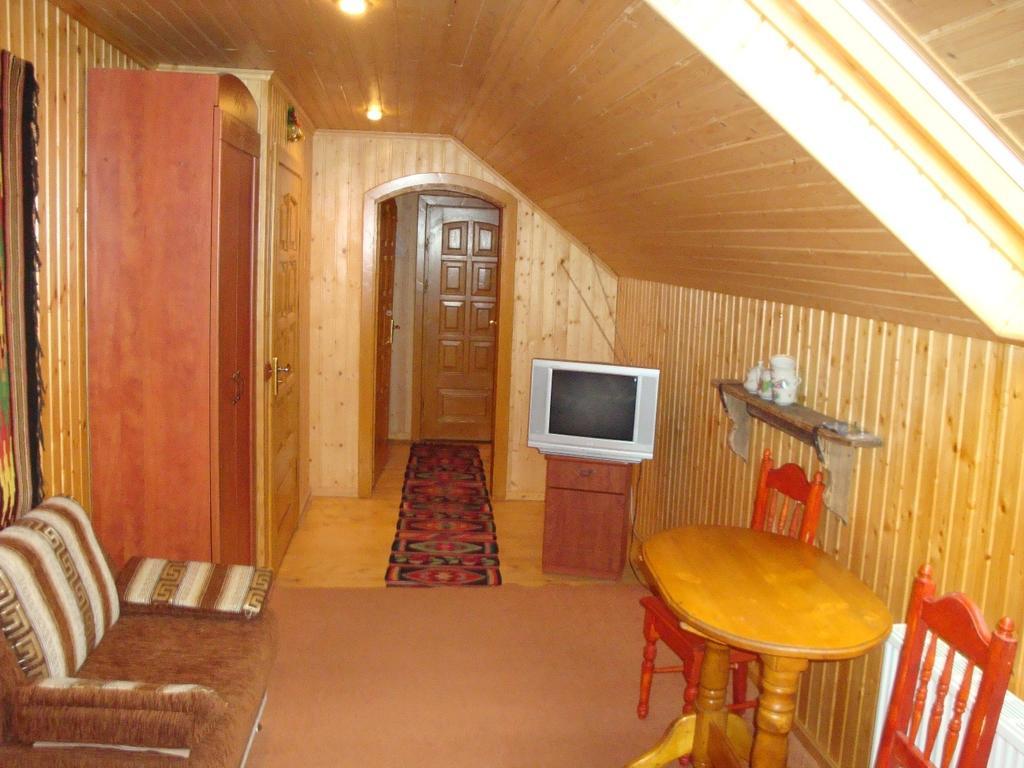 Panorama Karpat Hotell Jablunytsja Exteriör bild