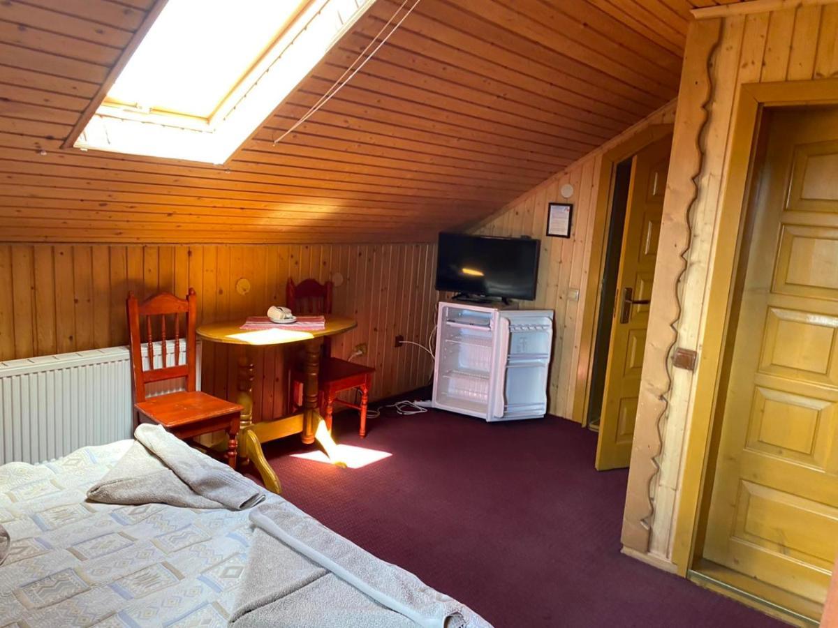 Panorama Karpat Hotell Jablunytsja Exteriör bild